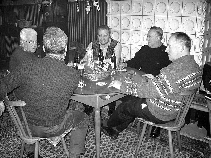 Stammtisch im Schäpfle, um 2000